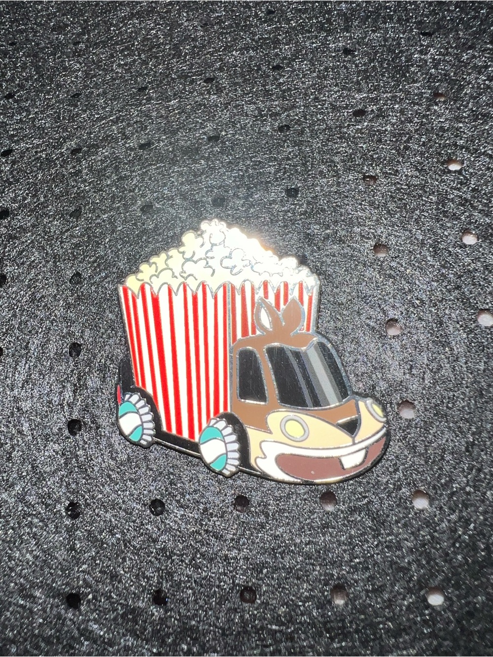 Disney Parks Chip Popcorn Food Truck Mystery Pin 2023 Authentic Trading Pin